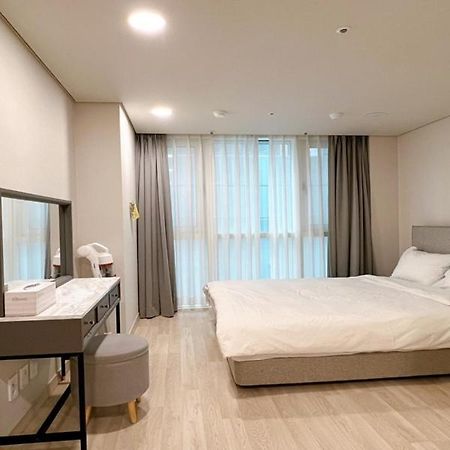 Busan Centurn Victoria Hotel Екстериор снимка