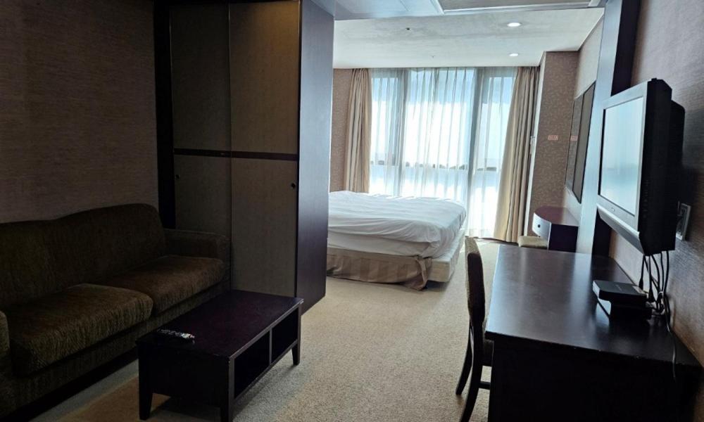 Busan Centurn Victoria Hotel Екстериор снимка