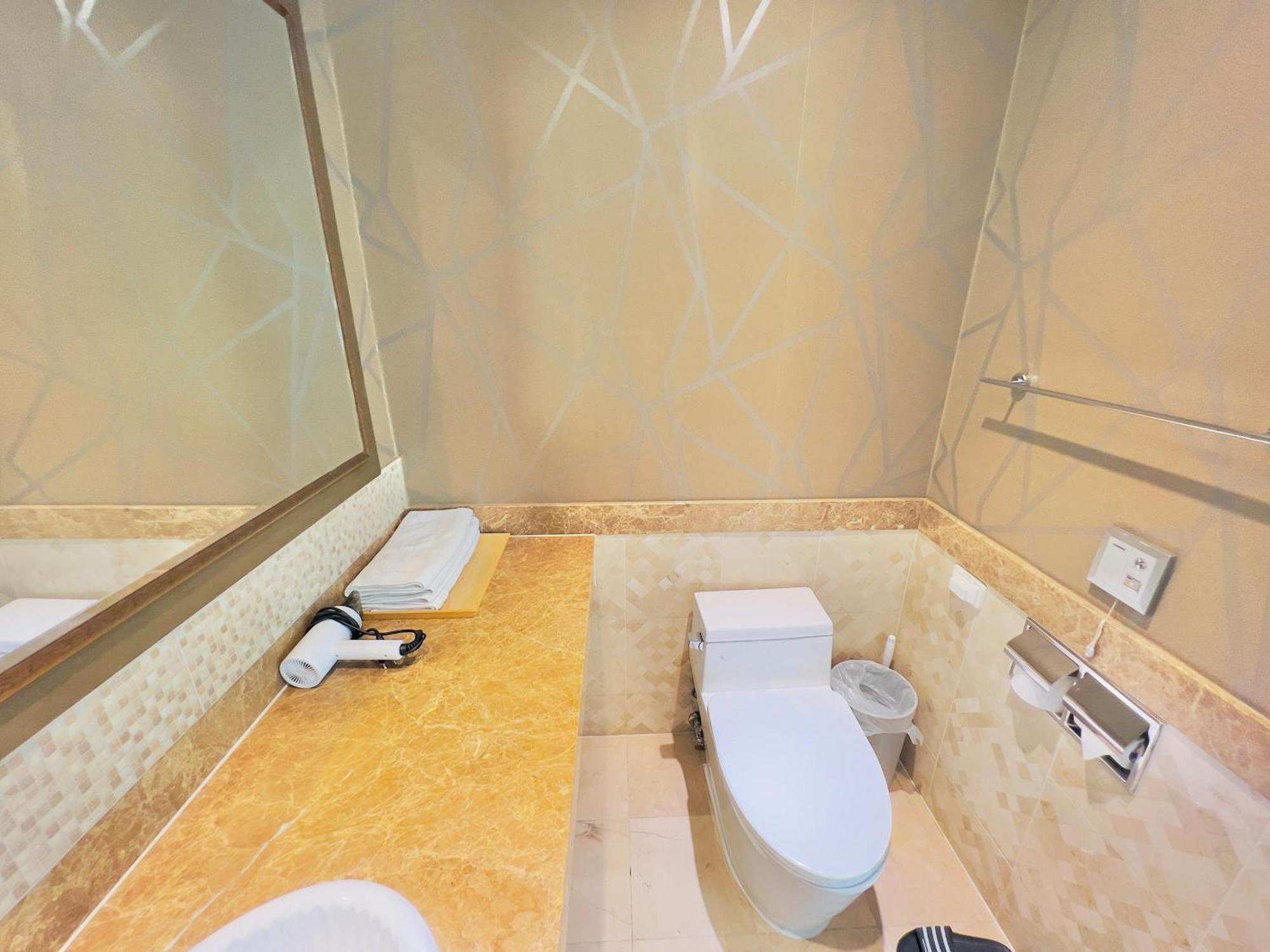 Busan Centurn Victoria Hotel Екстериор снимка