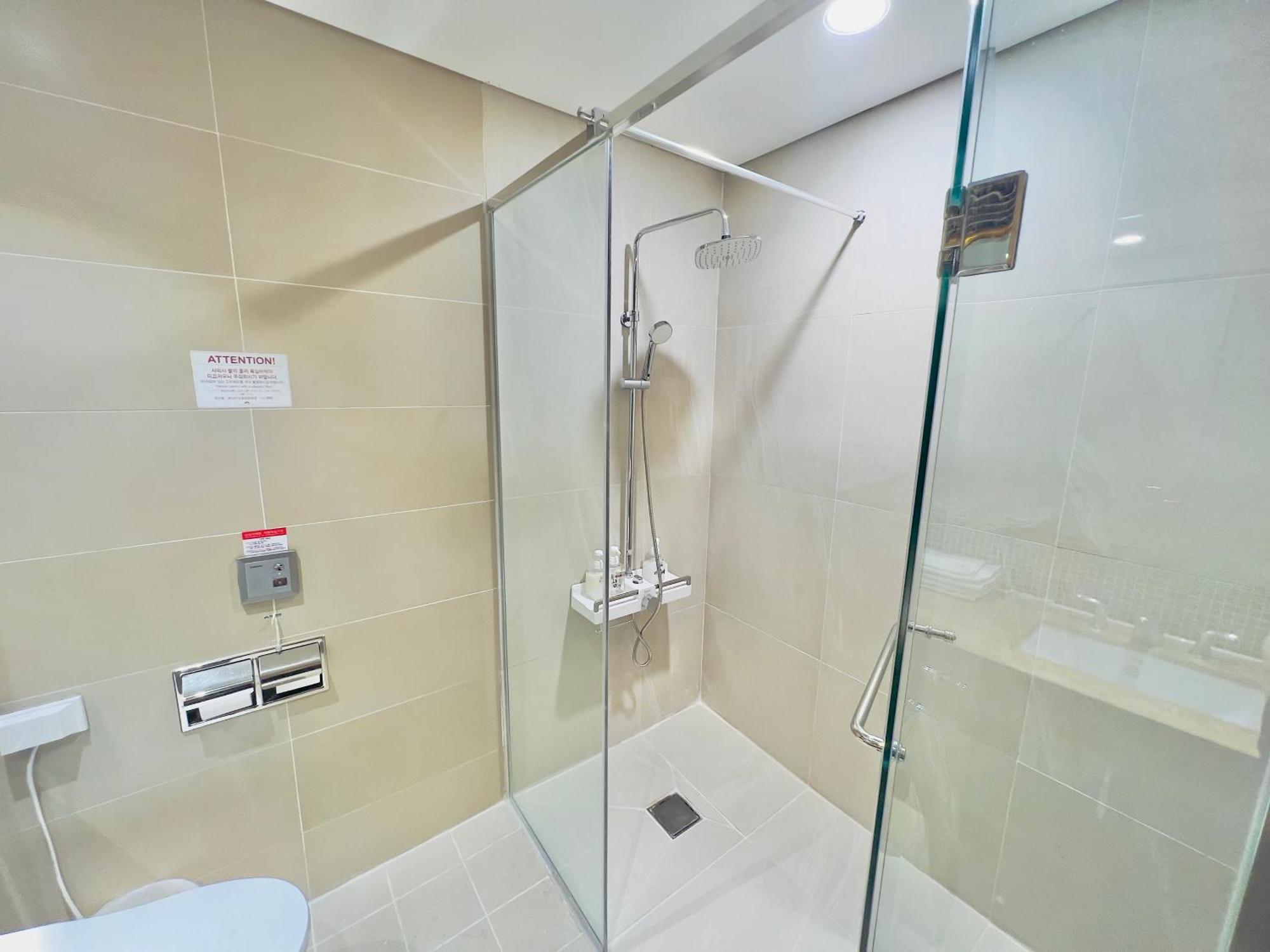 Busan Centurn Victoria Hotel Екстериор снимка